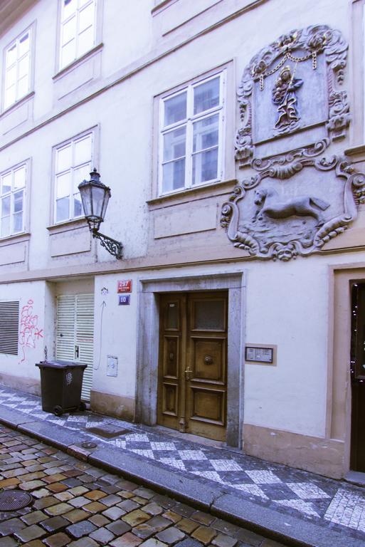 Vlasska House At The 3 Swallows Hotel Praga Exterior foto